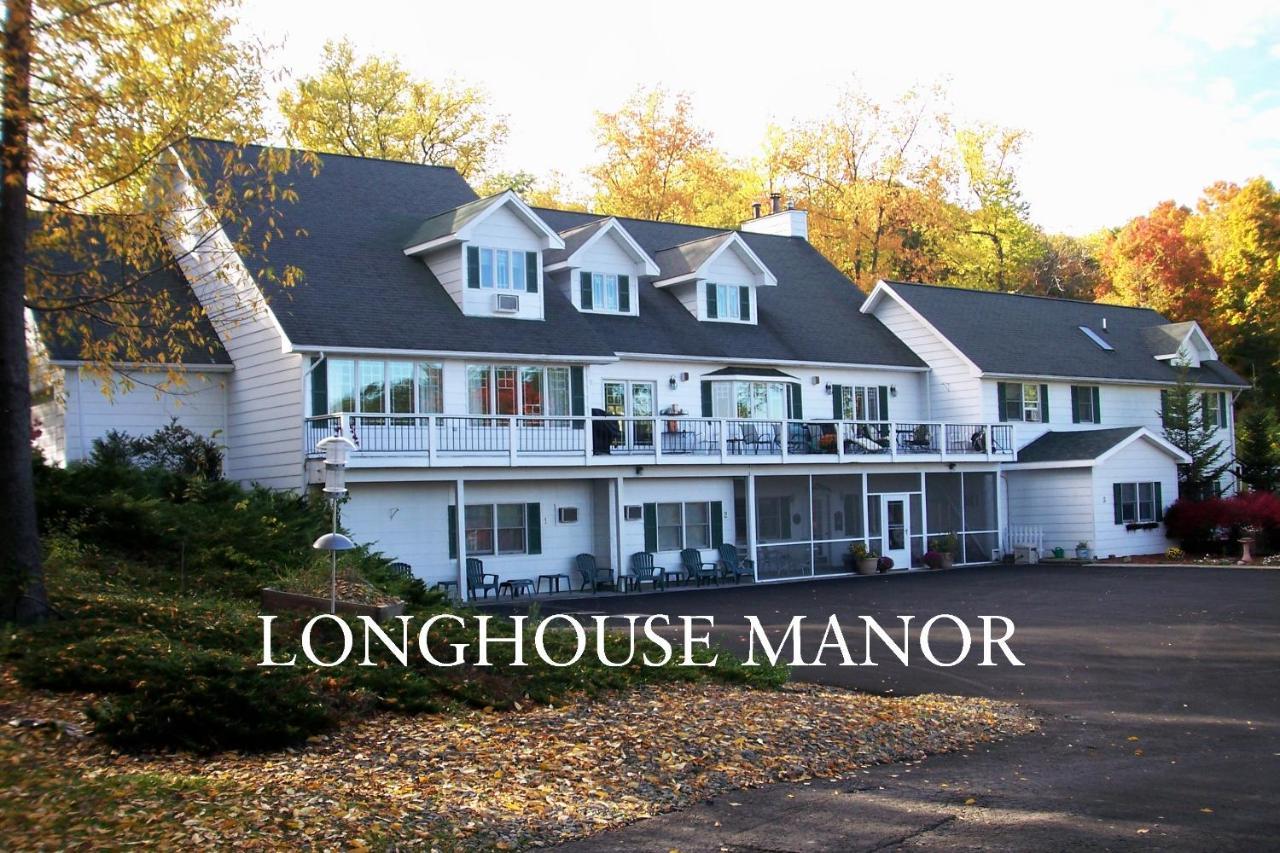 Longhouse Manor B&B Watkins Glen Exterior photo